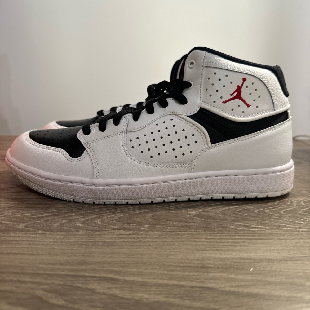 2022
Jordan Access 'White Black'